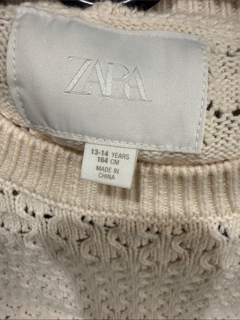 Zara Cream Knit Sweater Top with Red Cuff Detail - womens xs/kids 13-14 - Picture 3 of 3
